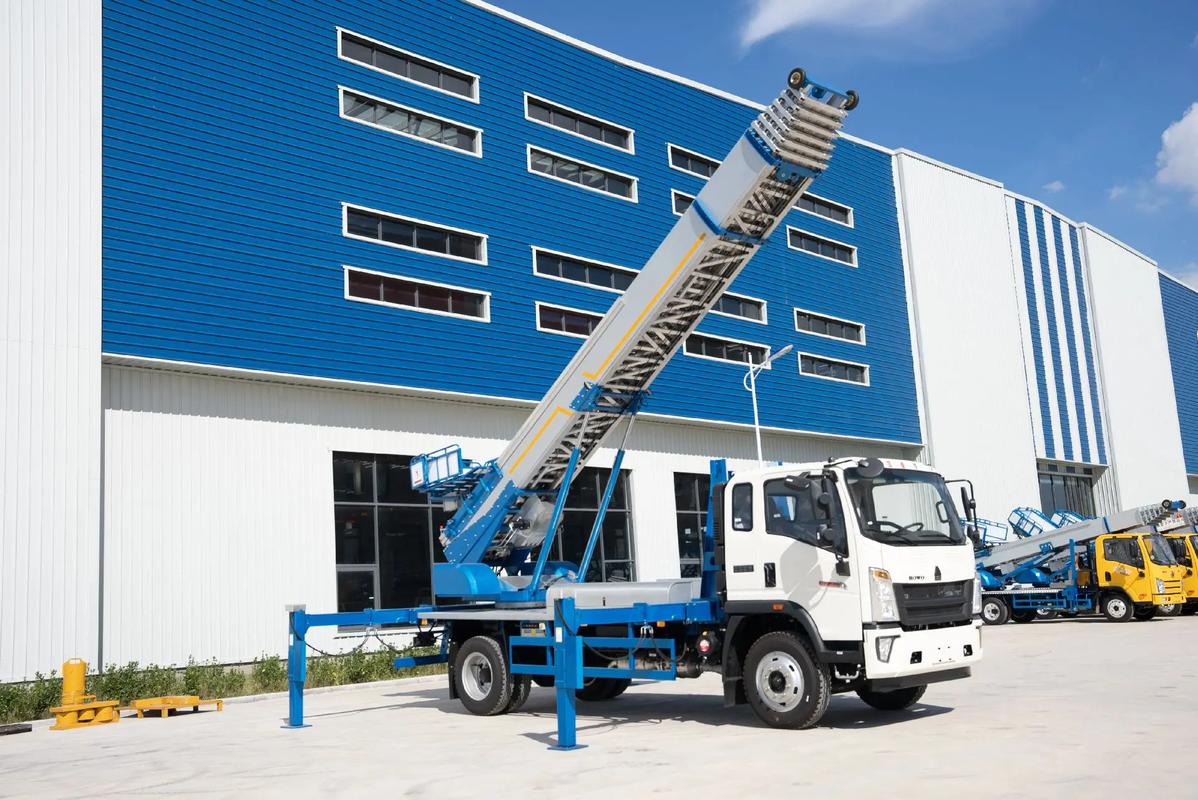 沔城回族镇小型云梯车上料车租赁多少钱